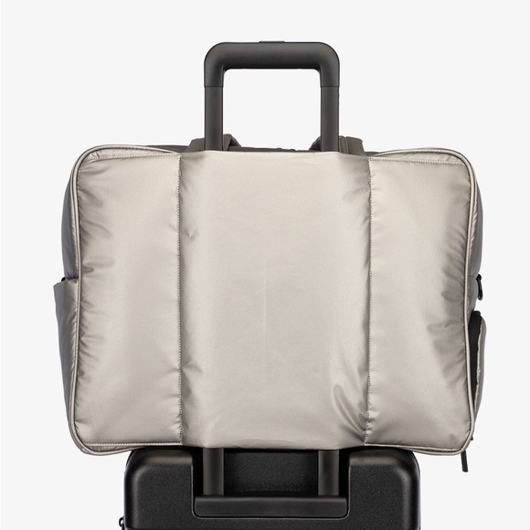 NWT CALPAK Luka LARGE Duffel in Gunmetal - Picture 4 of 8